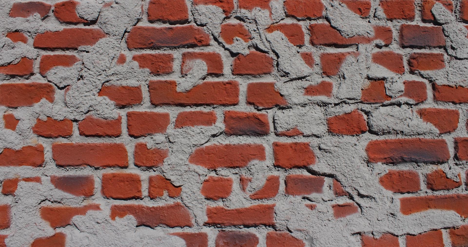 PLASTERED BROKEN BRICK