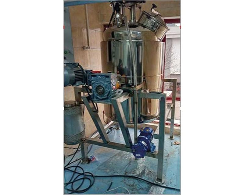 Stainless Steel Tilting Cream Tank